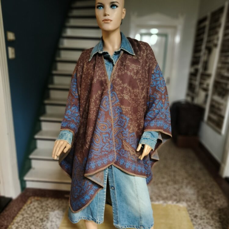 Poncho barok Gees