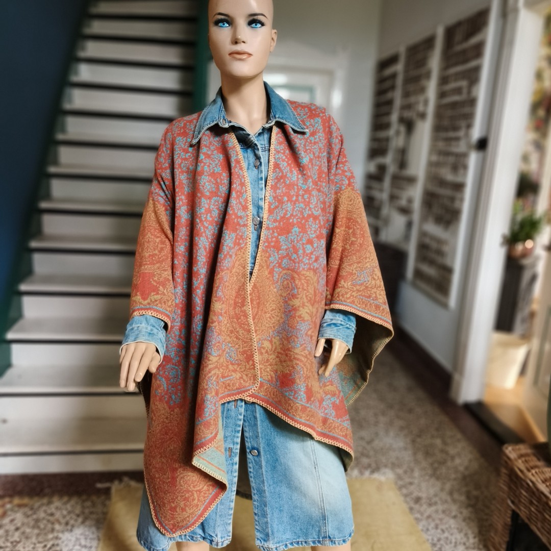 Poncho barok Hooghalen