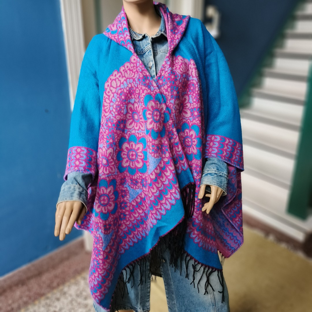 Poncho capuchon Nijeveen