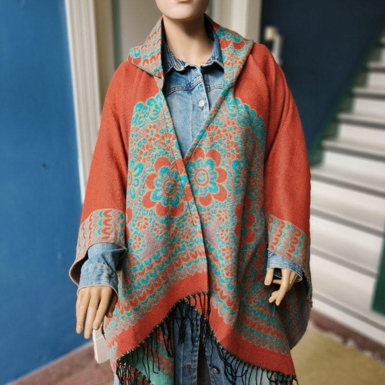 Poncho capuchon Noordscheschut